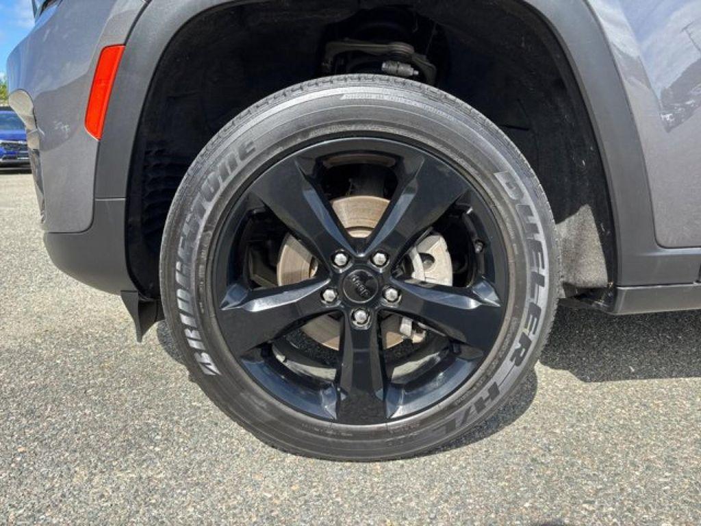 used 2023 Jeep Grand Cherokee car, priced at $32,995