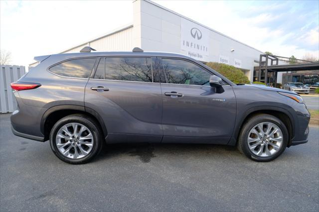 used 2021 Toyota Highlander Hybrid car, priced at $38,995