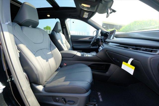new 2025 INFINITI QX60 car, priced at $59,980