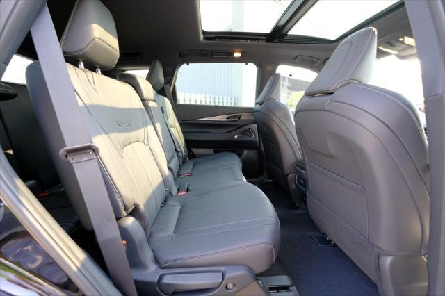 new 2025 INFINITI QX60 car, priced at $59,980