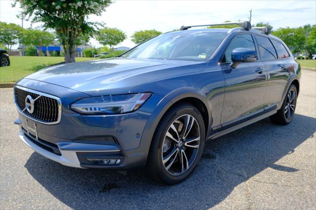 used 2018 Volvo V90 Cross Country car, priced at $22,495