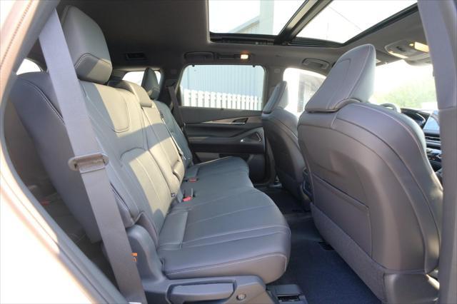 new 2025 INFINITI QX60 car, priced at $59,980