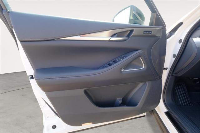 new 2025 INFINITI QX60 car, priced at $59,980
