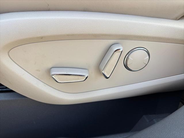 used 2020 Lincoln Nautilus car, priced at $30,995