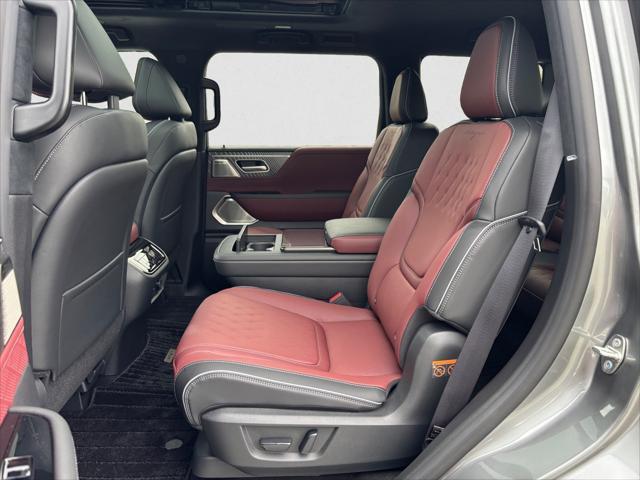 new 2025 INFINITI QX80 car, priced at $112,590