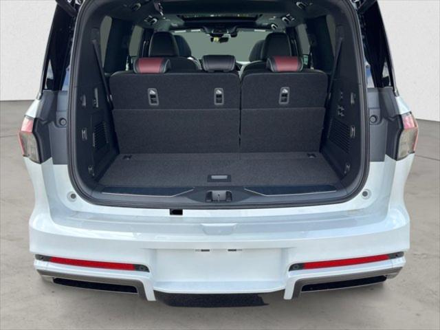 new 2025 INFINITI QX80 car, priced at $105,254