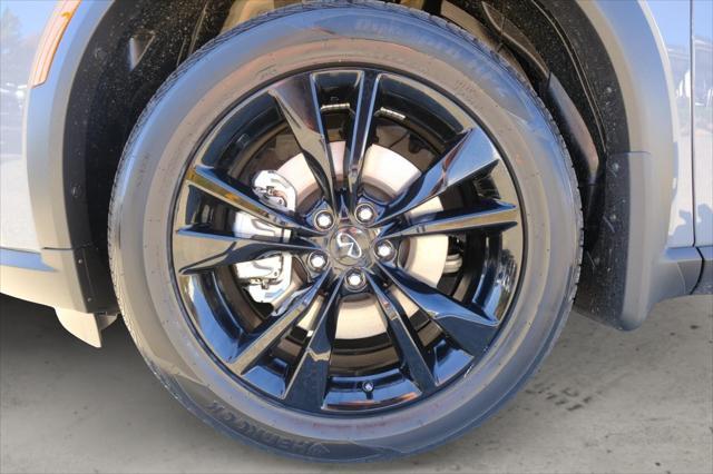 new 2025 INFINITI QX60 car, priced at $59,980