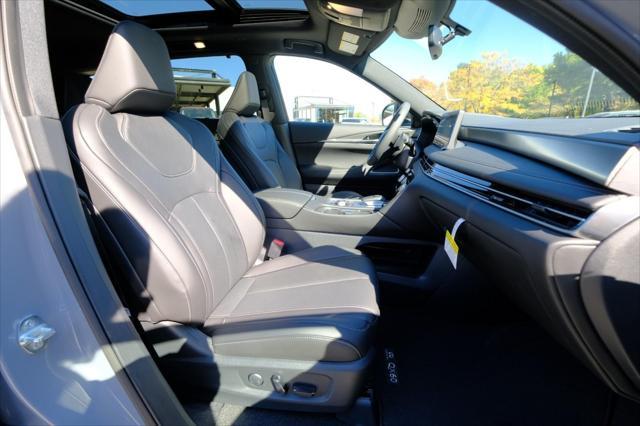 new 2025 INFINITI QX60 car, priced at $59,980