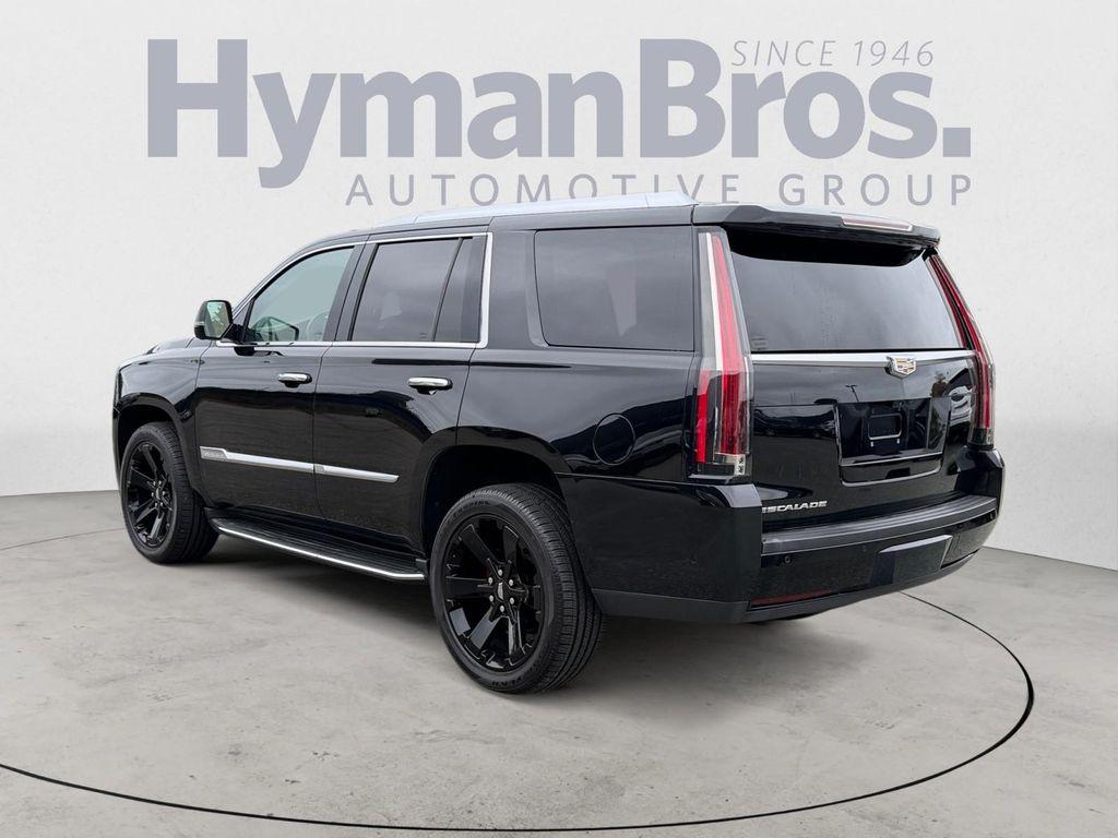 used 2017 Cadillac Escalade car, priced at $29,995
