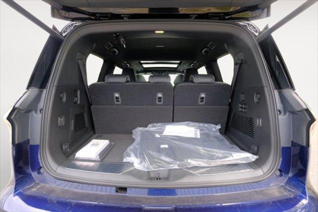 new 2025 INFINITI QX80 car, priced at $105,001