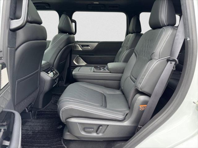 new 2025 INFINITI QX80 car, priced at $105,254