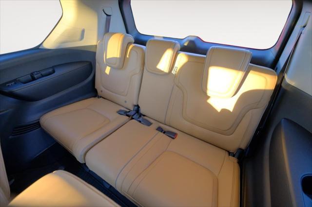 new 2025 INFINITI QX80 car, priced at $100,240
