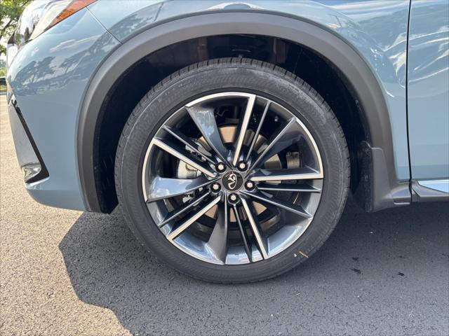 new 2025 INFINITI QX50 car, priced at $47,300