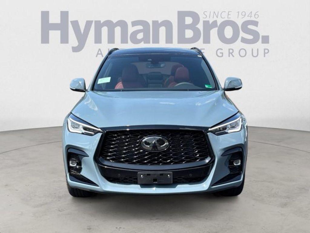 new 2025 INFINITI QX50 car, priced at $47,300