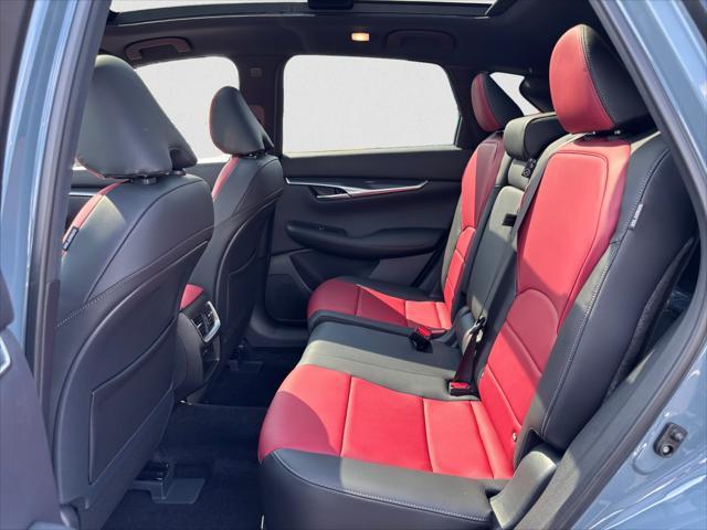 new 2025 INFINITI QX50 car, priced at $47,300