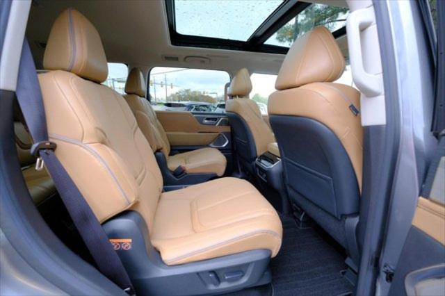 new 2025 INFINITI QX80 car, priced at $98,531