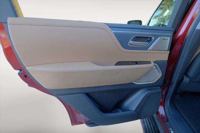 new 2025 INFINITI QX80 car, priced at $105,840