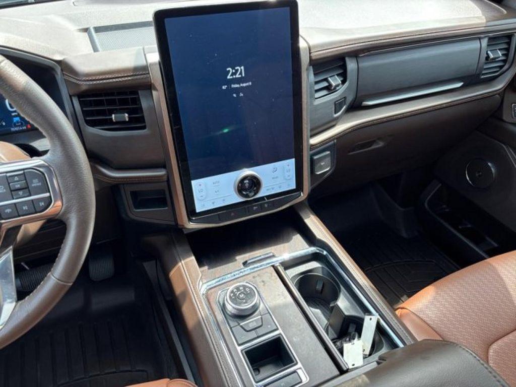 used 2022 Ford Expedition car, priced at $45,995