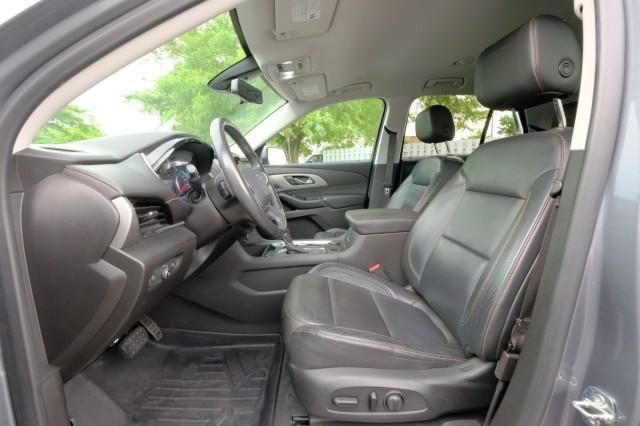 used 2020 Chevrolet Traverse car, priced at $22,995