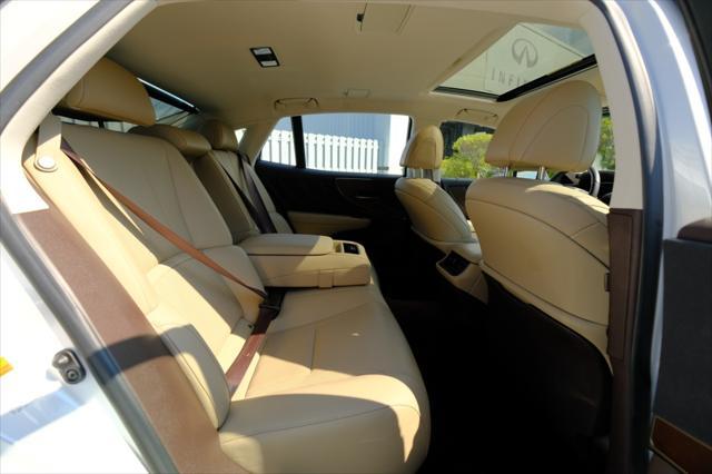 used 2020 Lexus LS 500 car, priced at $53,995