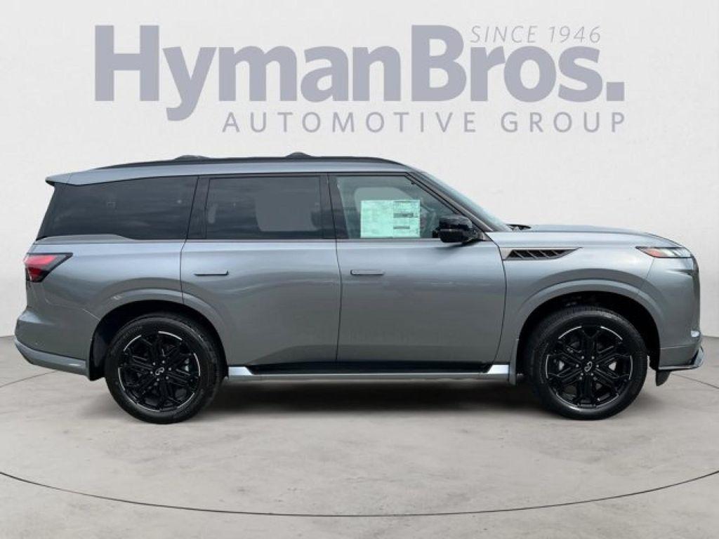 new 2026 INFINITI QX80 car, priced at $106,320