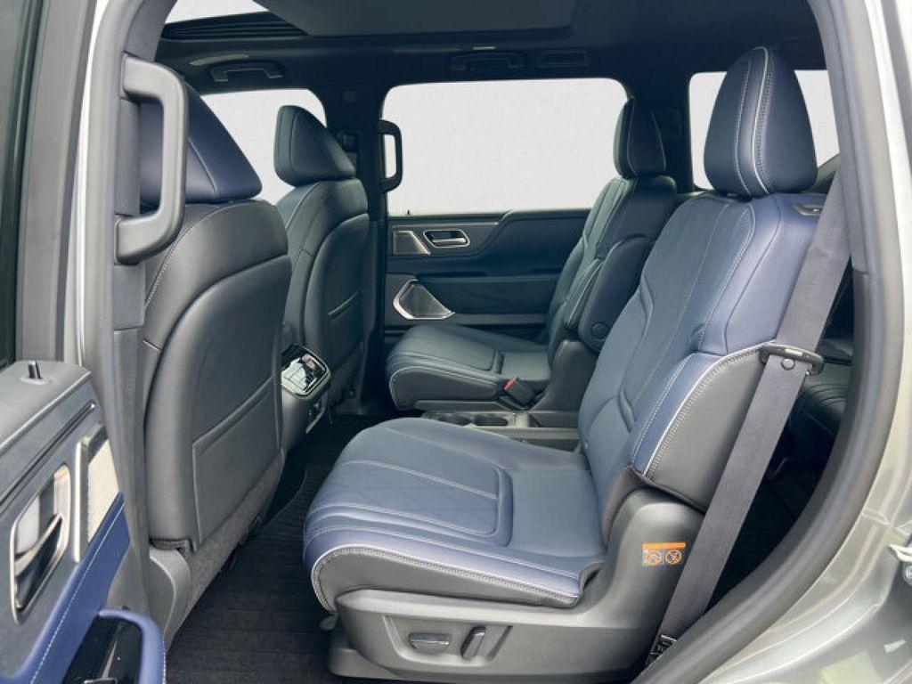 new 2026 INFINITI QX80 car, priced at $106,320