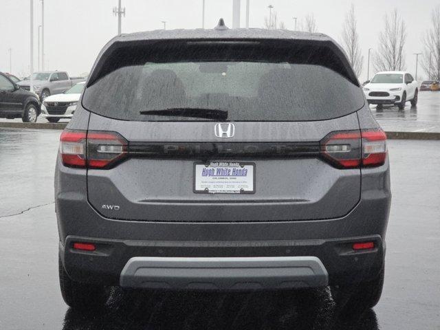 new 2025 Honda Pilot car, priced at $47,095