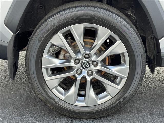 used 2019 Toyota RAV4 car, priced at $27,298