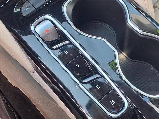 used 2023 Buick Envision car, priced at $23,698