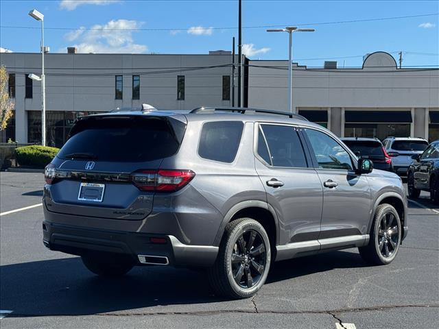 used 2025 Honda Pilot car, priced at $48,992