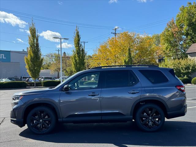 used 2025 Honda Pilot car, priced at $48,992