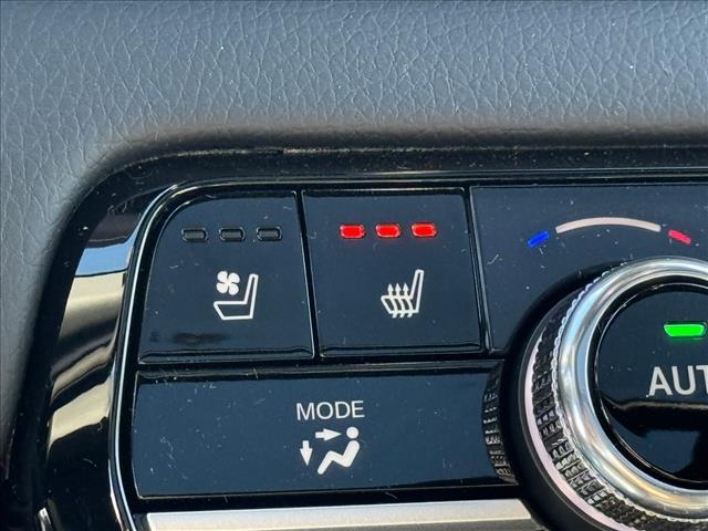 used 2025 Honda Pilot car, priced at $48,992