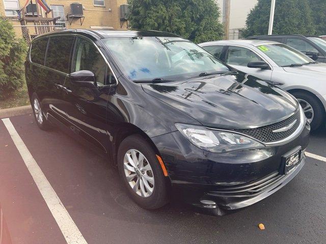 used 2017 Chrysler Pacifica car, priced at $10,998