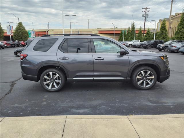 new 2025 Honda Pilot car, priced at $55,165