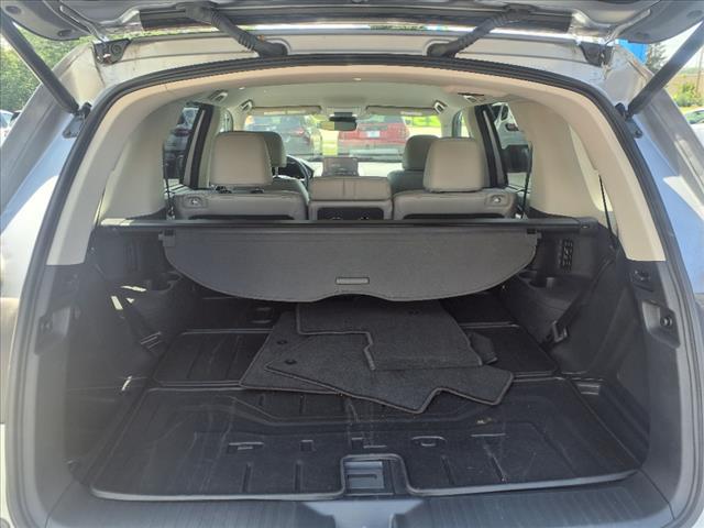 used 2025 Honda Pilot car, priced at $43,998