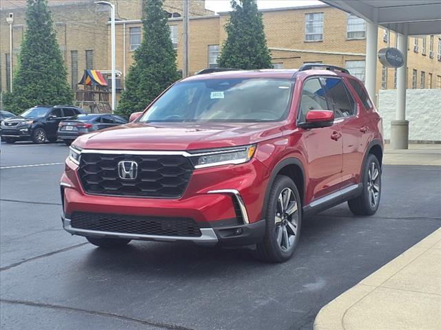 new 2025 Honda Pilot car, priced at $54,985
