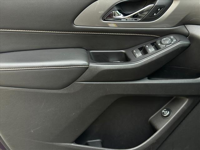 used 2018 Chevrolet Traverse car, priced at $13,498