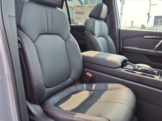 new 2025 Honda Pilot car, priced at $50,850