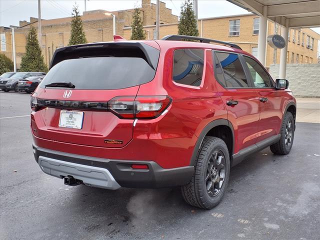 new 2025 Honda Pilot car, priced at $51,250