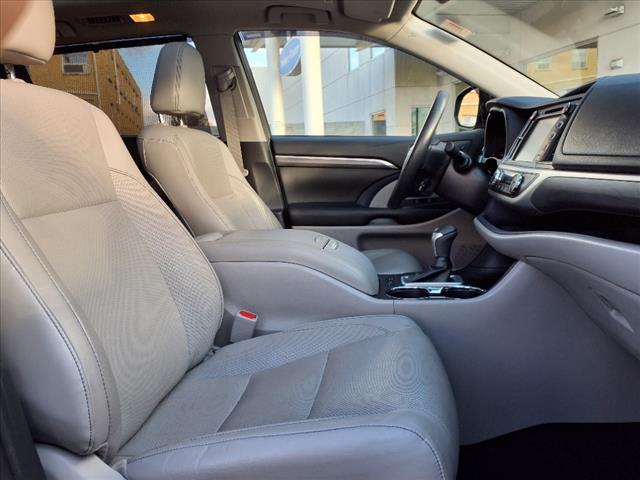 used 2019 Toyota Highlander Hybrid car, priced at $35,698