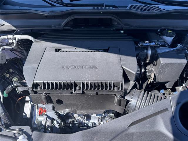 used 2025 Honda Pilot car, priced at $40,998