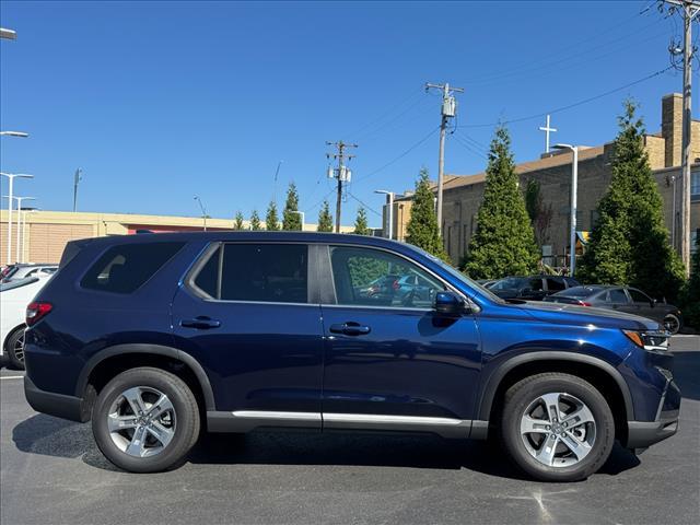 used 2025 Honda Pilot car, priced at $40,998