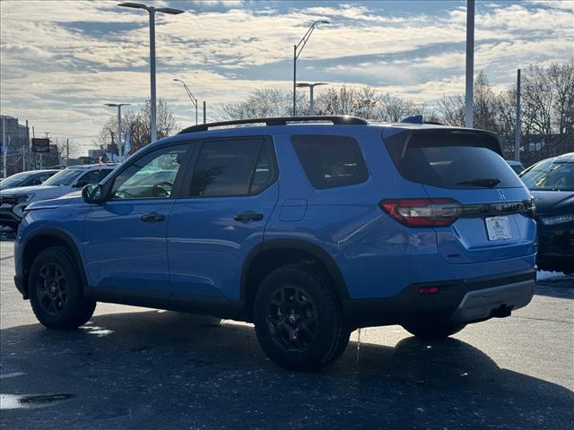 new 2025 Honda Pilot car, priced at $51,350