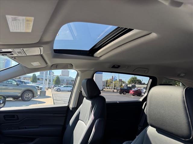 new 2026 Honda Odyssey car, priced at $45,685