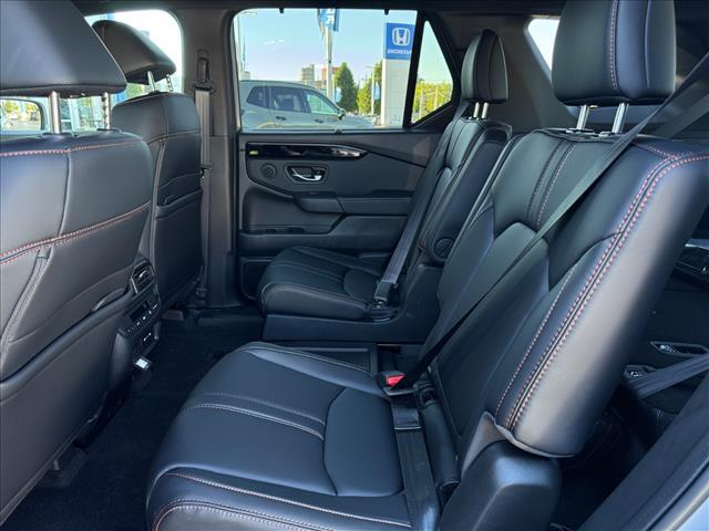 new 2025 Honda Pilot car, priced at $51,350