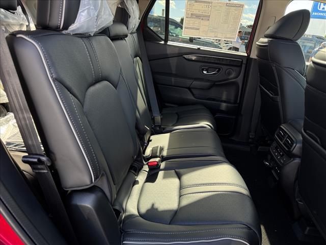 new 2025 Honda Pilot car, priced at $55,030