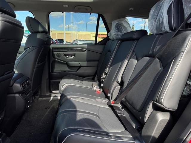 new 2025 Honda Pilot car, priced at $55,030