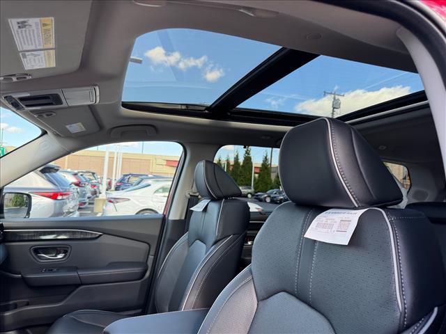 new 2025 Honda Pilot car, priced at $55,030