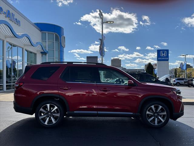 new 2025 Honda Pilot car, priced at $55,030