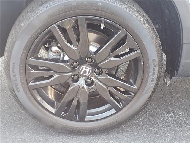 used 2022 Honda Pilot car, priced at $33,998